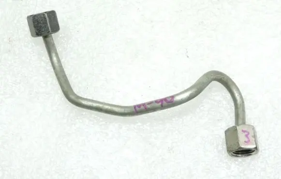 Mazda 6 Fuel injector supply line/pipe SH0113G40