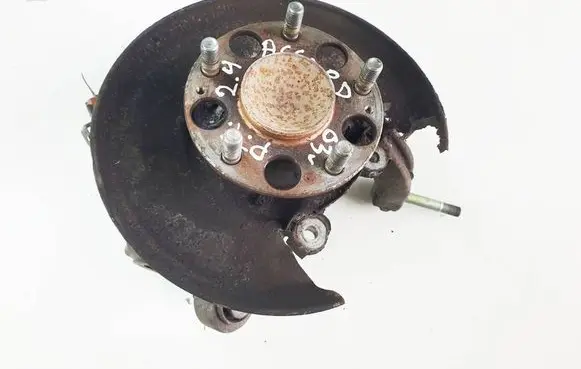 Rear wheel hub spindle/knuckle