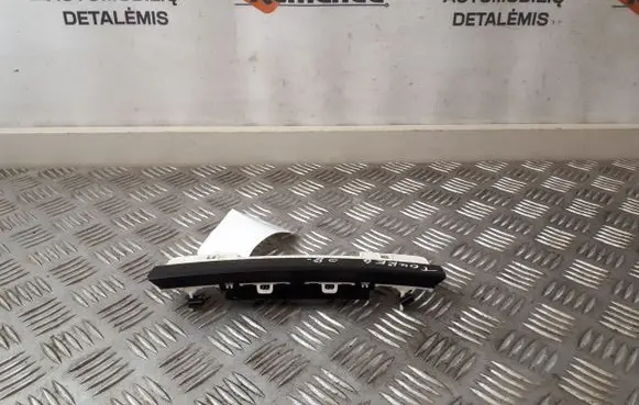 Volkswagen Touareg I Parking PDC sensor display screen 7L6919473D