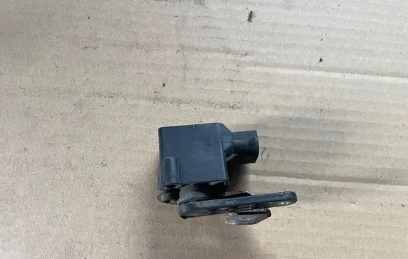 BMW 5 E39 Headlight/headlamp level sensor 1093700