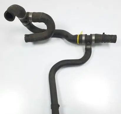 Land Rover Range Rover L322 Engine coolant pipe/hose AH42-8C289-AA