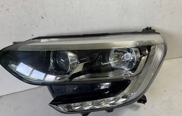 Renault Megane IV Headlight/headlamp 260603157r