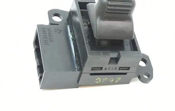Chrysler 300 - 300C Seat control switch 56042387 30505H
