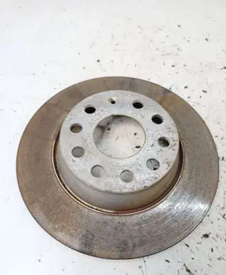 Volkswagen PASSAT B7 Rear brake disc