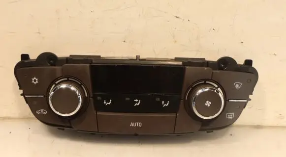 Opel Insignia A Interior fan control switch 