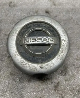 Nissan Terrano R20 wheel hub/cap/trim 403157F100