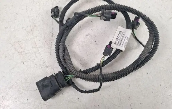 Volkswagen Jetta VI Parking sensor (PDC) wiring loom 5C0971095