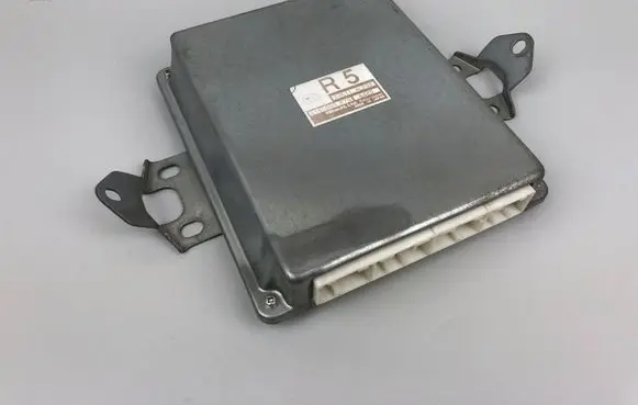 Subaru Impreza II Engine control unit/module 22611AL242