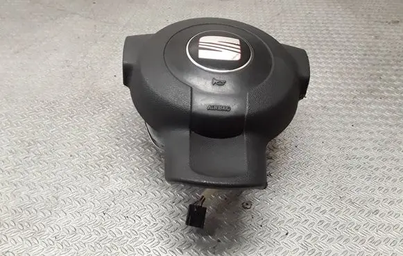 Seat Leon (1P) Steering wheel airbag 1P0880201D