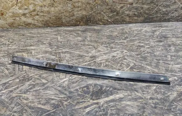 Mercedes-Benz SL R107 (A) pillar trim