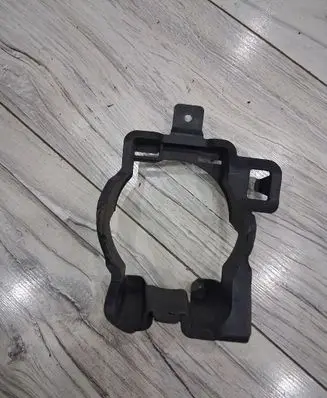 Peugeot 208 I Fog light bracket 9675687980