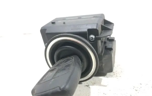 Mercedes-Benz C W203 Ignition lock 2095451908 33002419 33002418