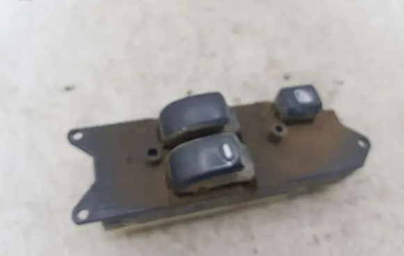 Subaru Impreza II Electric window control switch MR445655 CBDD252M