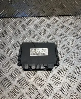 Mercedes-Benz ML W163 Parking PDC control unit/module 1635457432 A1635457432