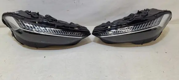 Audi A5 Headlight/headlamp 8B3941036 8B3941035