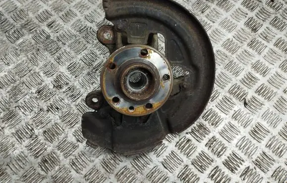 Volvo V60 Front wheel hub