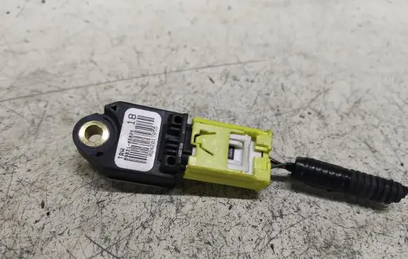Toyota Verso Airbag deployment crash/impact sensor 8983105020