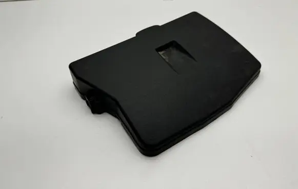 Toyota Avensis T270 Fuse box cover 82662-05291