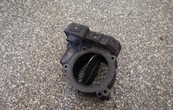 Mercedes-Benz C W204 Throttle valve A6510900170