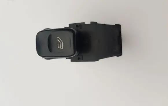 Volvo S60 Electric window control switch 8685288
