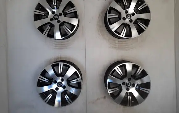 Renault Captur II R16 alloy rim 403002556R