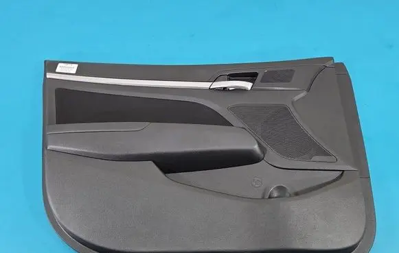 Hyundai Elantra VI Front door card panel trim IMPRK1538818