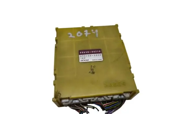 Toyota Avensis Verso Other control units/modules 8865044210 0771005520