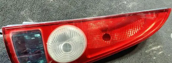 Renault Espace IV Rear/tail lights V82JS9