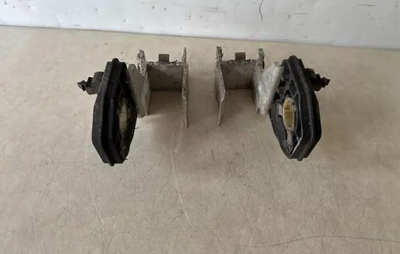 BMW 4 F32 F33 Radiator mount bracket 8620732 7245795 7245796