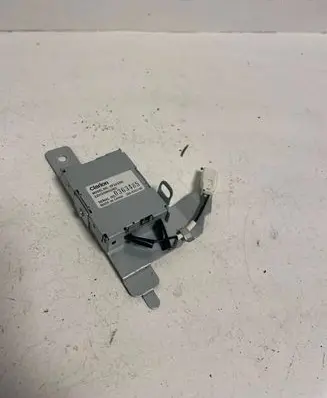 Subaru Legacy Aerial antenna amplifier 286630200 FE12031C 0363485