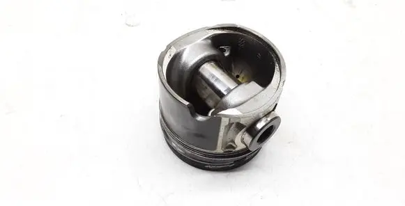 Piston
