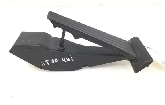 BMW X5 E53 Accelerator throttle pedal 6753053