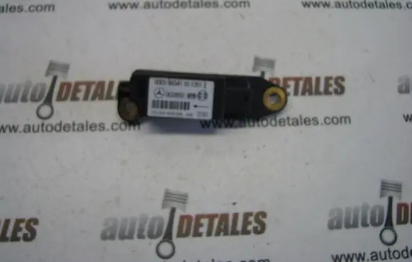 Mercedes-Benz S W220 Airbag deployment crash/impact sensor A2208204426