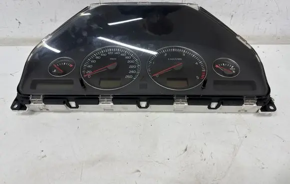 Volvo S60 Speedometer (instrument cluster) 8673262