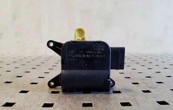 Audi TT TTS Mk2 Air flap motor/actuator 1K2907511C 983385VG 0132801342