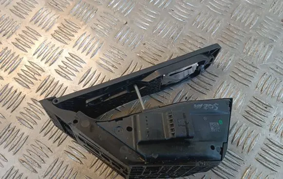 Mercedes-Benz C W205 Accelerator throttle pedal 2053000004