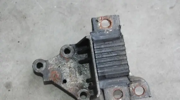 Fiat Ducato Engine mounting bracket 180KM