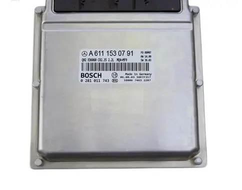 Mercedes-Benz Sprinter W901 W902 W903 W904 Engine control unit/module A6111530791
