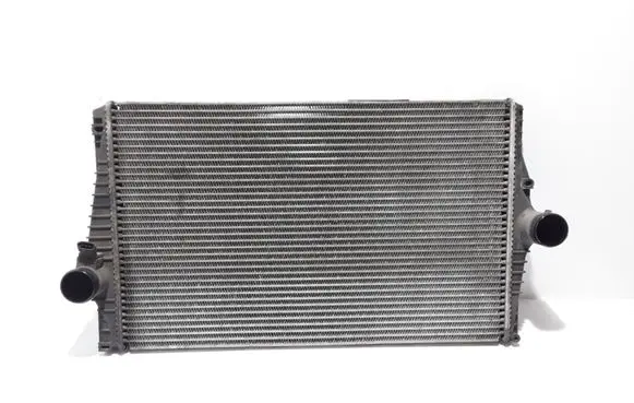 Volvo XC90 Intercooler radiator 30748808