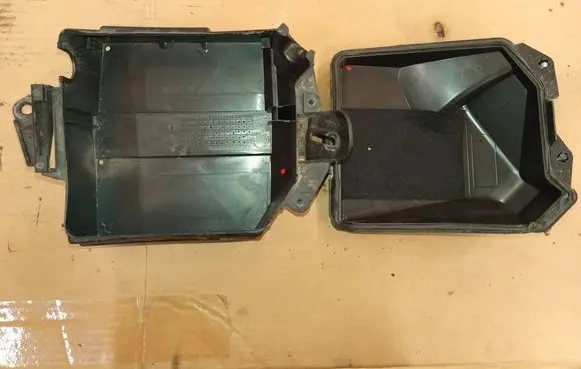 Renault Clio III Fuse box set 8200587123 8200314276