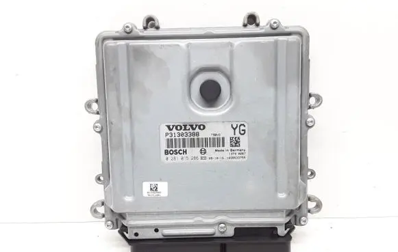 Volvo XC60 Engine control unit/module P31303388 0281015286