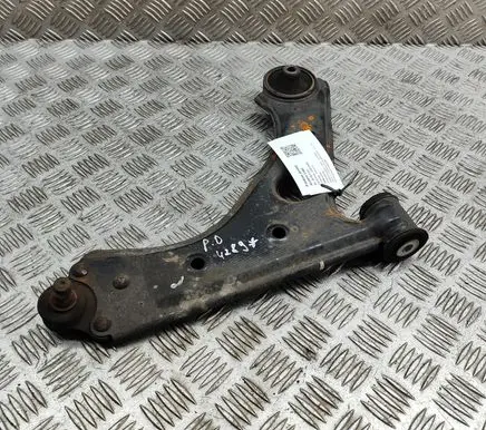 Opel Corsa F Front lower control arm/wishbone 13426553R