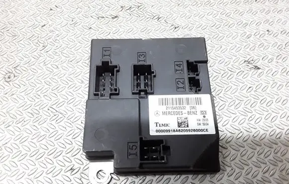 Mercedes-Benz E W211 Seat control module 2115453532