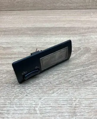 Volkswagen PASSAT B4 Rear seat light 3A0947303 7210117 395214