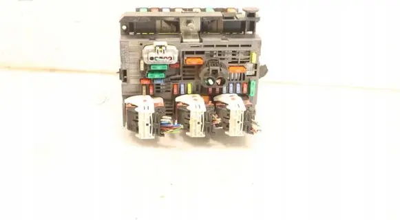 Peugeot Partner Fuse box set