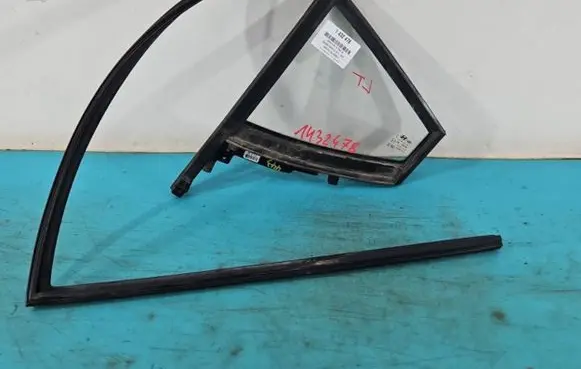 Hyundai Elantra VI Rear door window glass IMPRK1432478