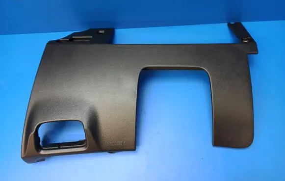 Dashboard lower bottom trim panel