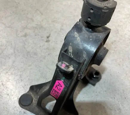 Toyota Verso Gearbox mounting bracket