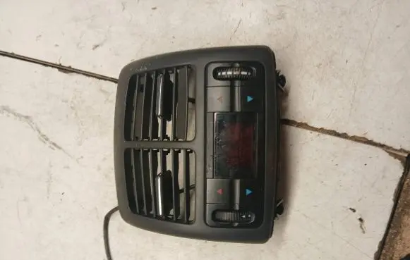 Mercedes-Benz E W211 Climate control unit 2118300285