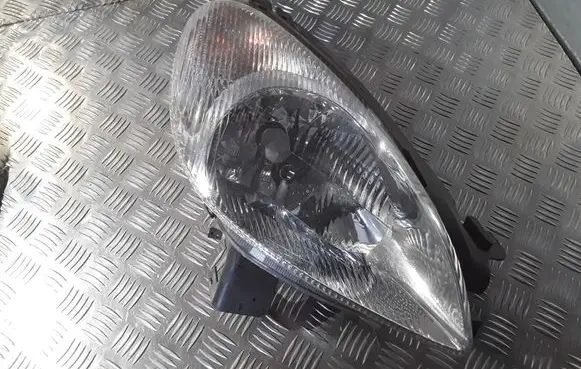 Citroen Xsara Picasso Headlight/headlamp 9631500080